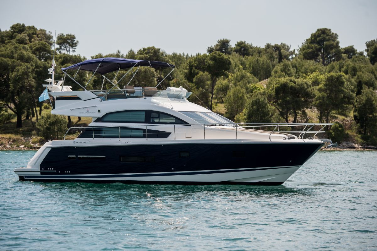 Fairline%20Squadron%2042