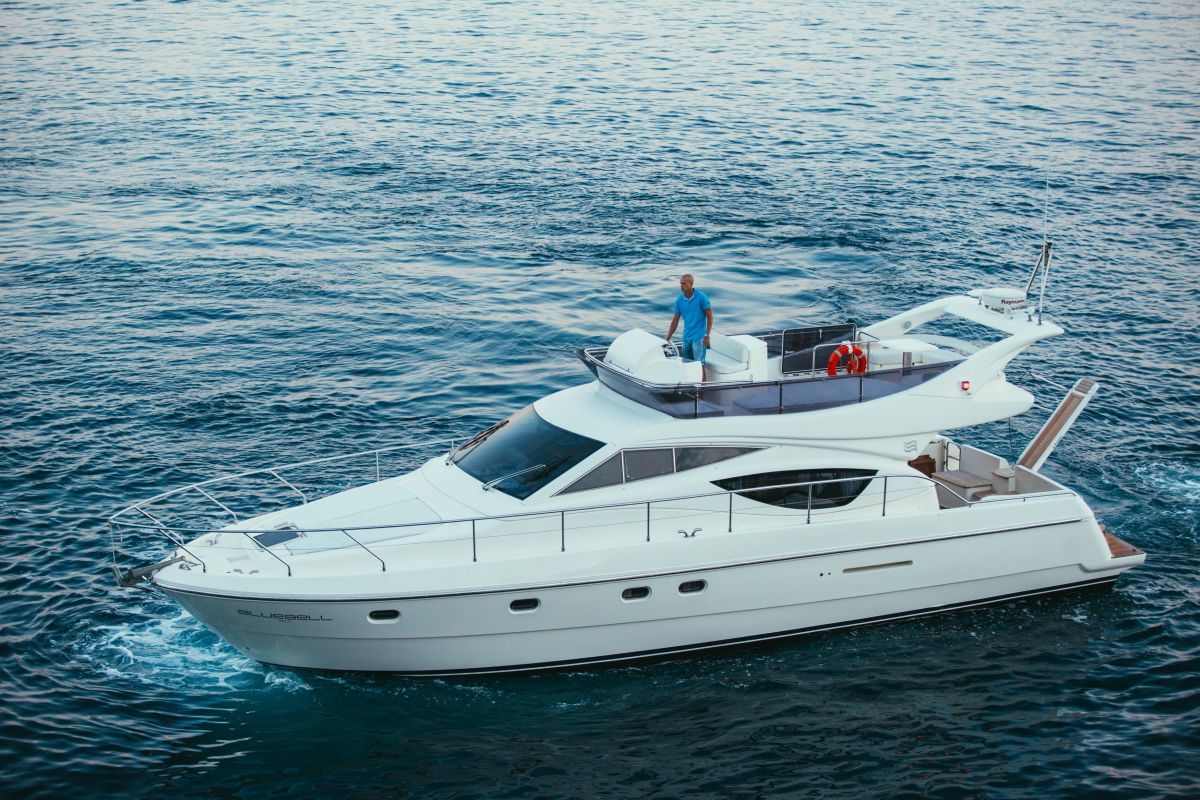 Ferretti 460