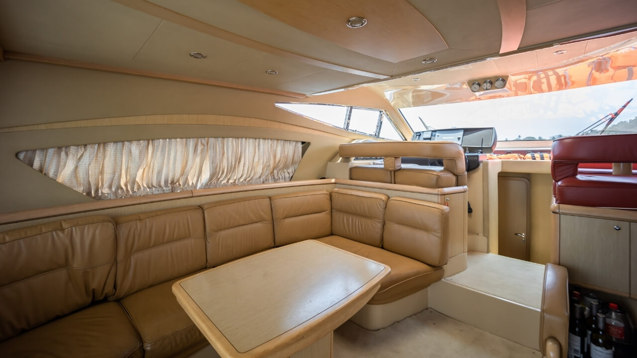 Ferretti 460